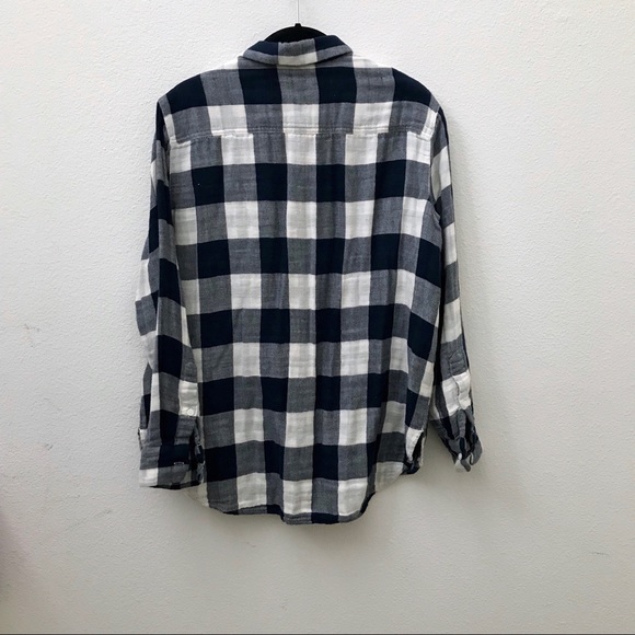 Madewell navy blue buffalo check button down shirt - Picture 5 of 5